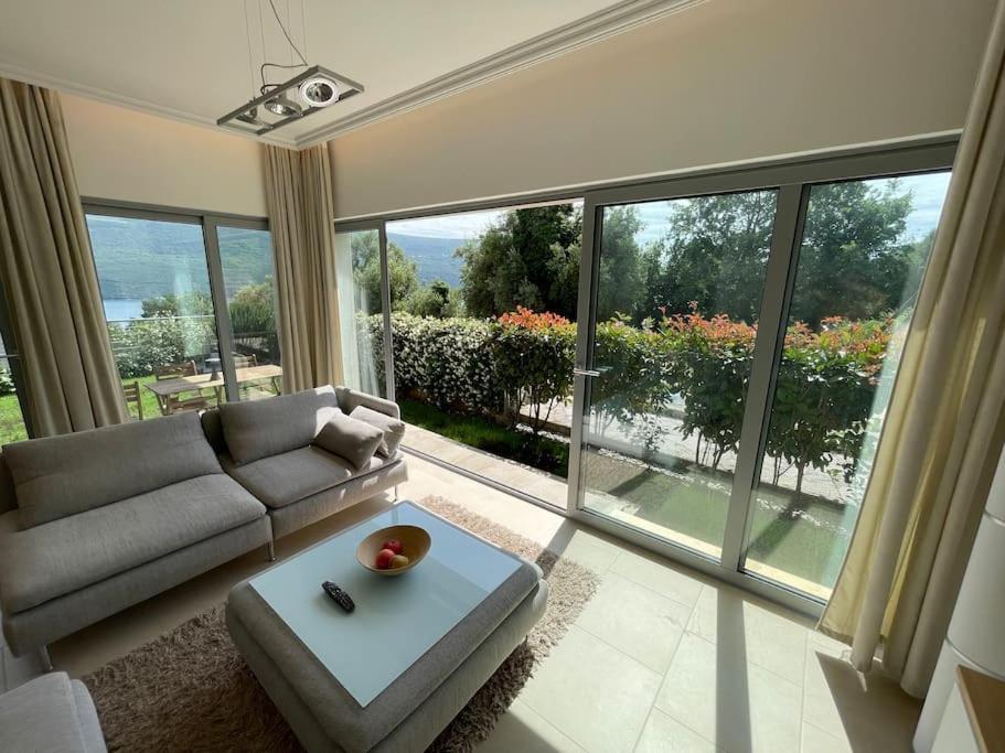 Acacia Hill Apartments Herceg Novi Eksteriør billede